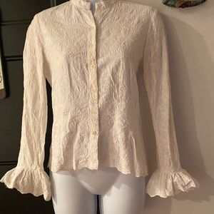 White, flower embroidered blouse
